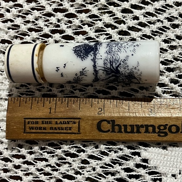 1970s EMPTY Reverie Eau De Parfume by Tuvache, Victorian scene - Picture 8 of 9